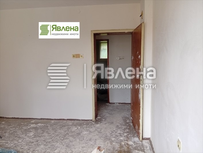 Till salu  Hus Pernik , Iztok , 368 kvm | 59342753 - bild [5]