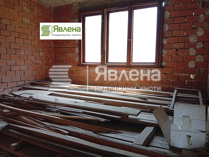 Till salu  Hus Pernik , Iztok , 368 kvm | 59342753 - bild [14]
