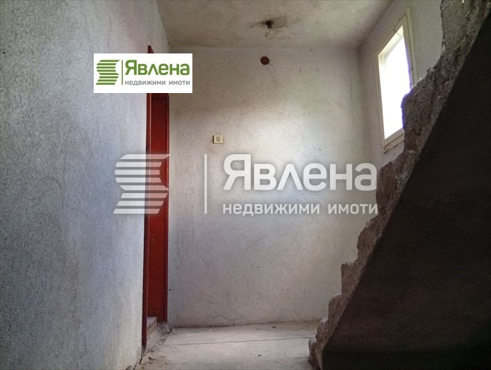 Till salu  Hus Pernik , Iztok , 368 kvm | 59342753 - bild [6]