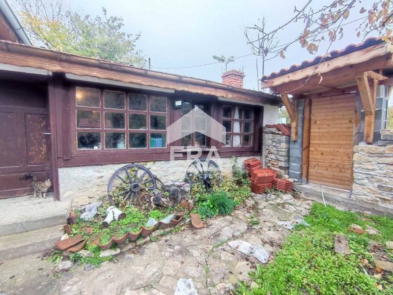 Продава КЪЩА, с. Златна ливада, област Стара Загора, снимка 3 - Къщи - 52607269