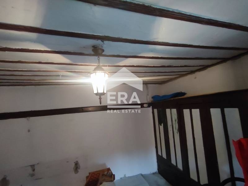 Продава КЪЩА, с. Златна ливада, област Стара Загора, снимка 12 - Къщи - 52607269