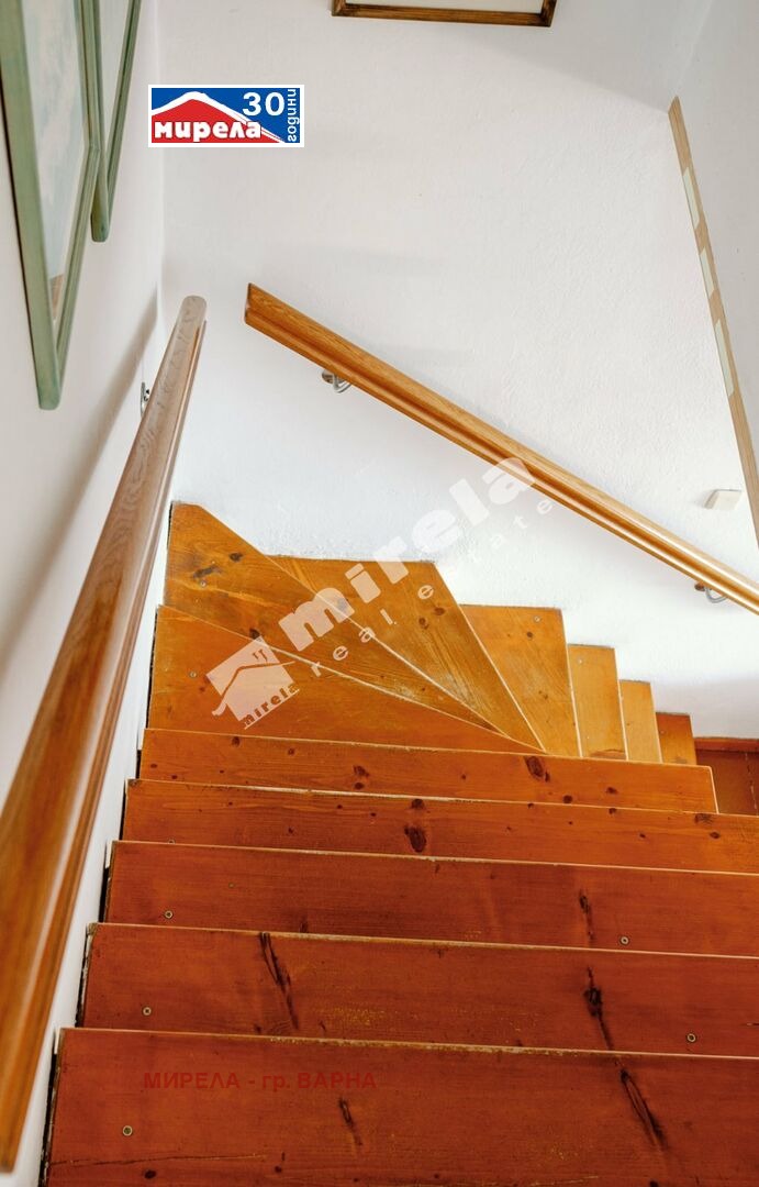 Продава КЪЩА, гр. Балчик, област Добрич, снимка 7 - Къщи - 52721481