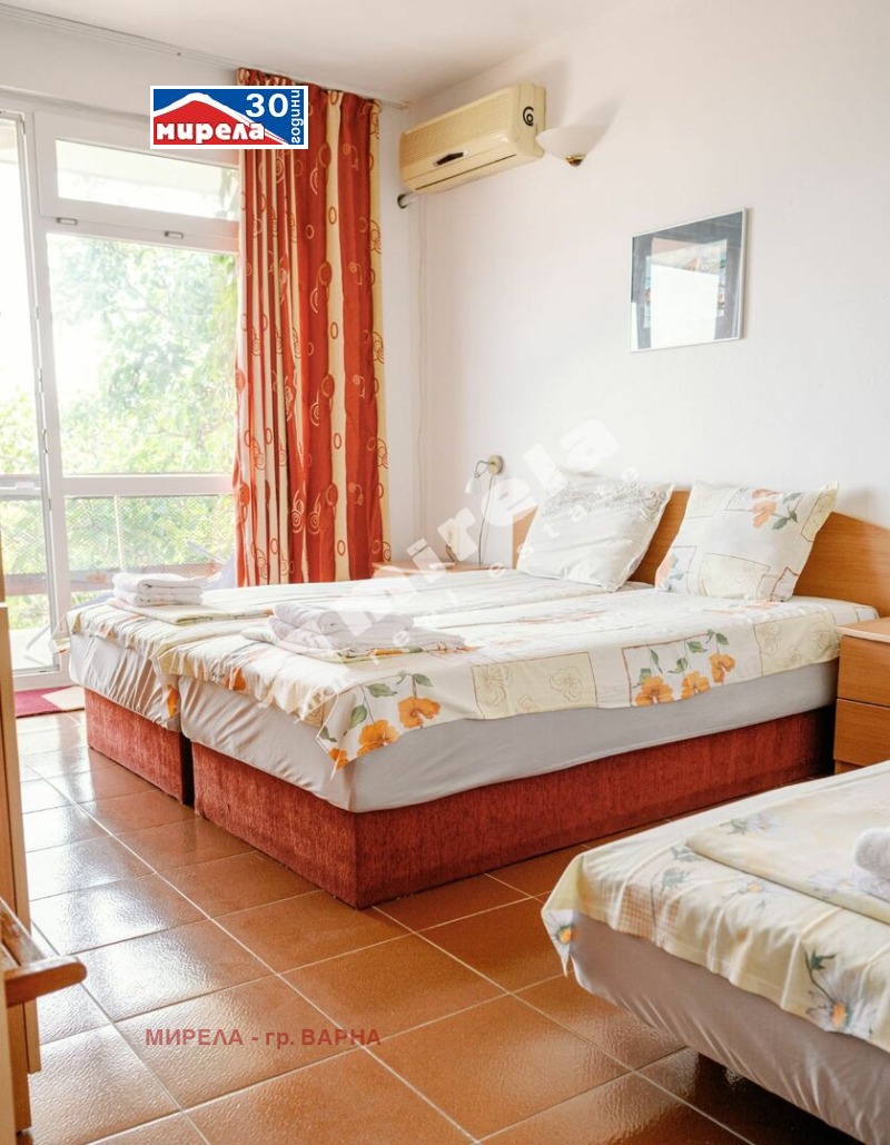 Продава КЪЩА, гр. Балчик, област Добрич, снимка 11 - Къщи - 52721481