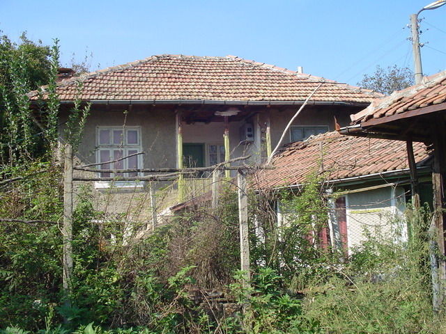 Продава КЪЩА, с. Мусина, област Велико Търново, снимка 3 - Къщи - 54715212