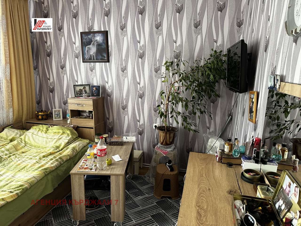 Продава 4-СТАЕН, гр. Кърджали, Възрожденци, снимка 13 - Апартаменти - 53910093