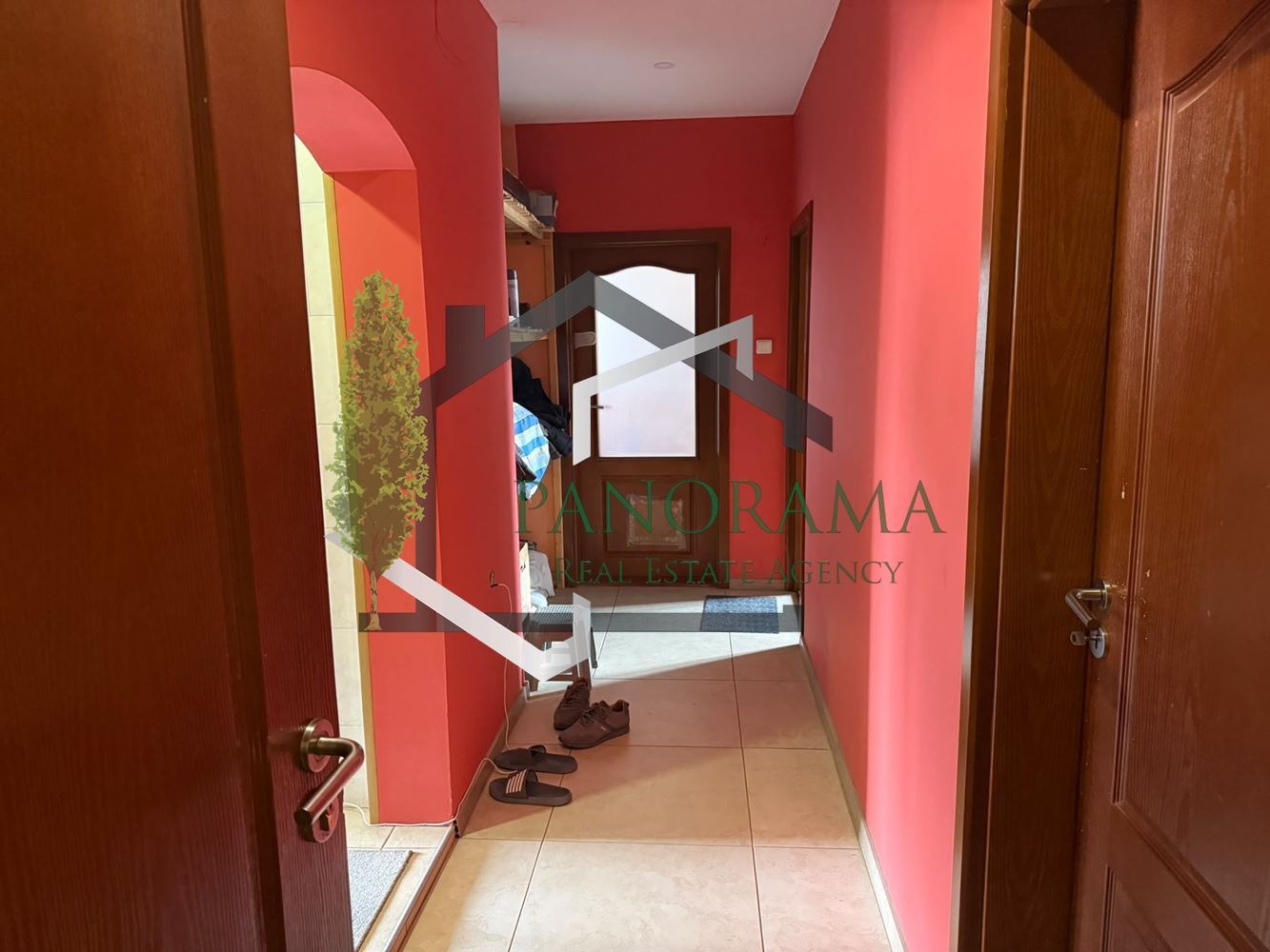 Продава МНОГОСТАЕН, гр. Шумен, Болницата, снимка 2 - Апартаменти - 55999258