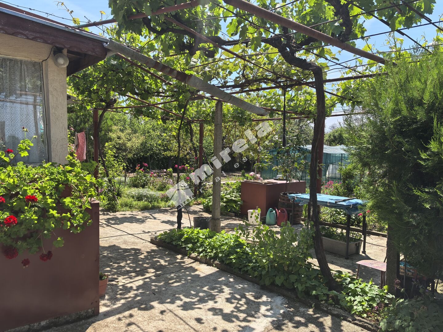 Продава ВИЛА, гр. Ямбол, Промишлена зона, снимка 3 - Вили - 54835505