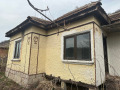 Продава КЪЩА, с. Сваленик, област Русе, снимка 2 - Къщи - 44667367