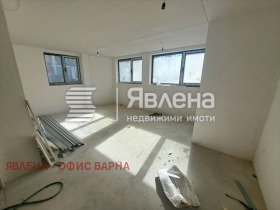 2-стаен град Варна, Бриз 1