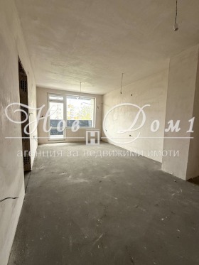 Продава 2-стаен град Пловдив Тракия - [1] 
