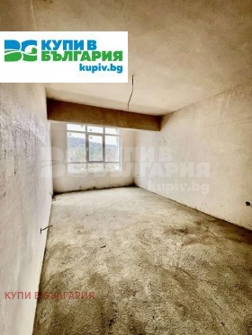 3-стаен град Варна, Аспарухово 3