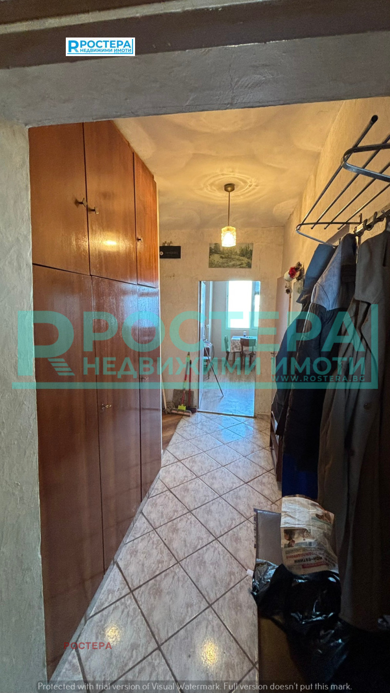 Продава 2-СТАЕН, гр. Търговище, Запад 1, снимка 5 - Апартаменти - 52625182