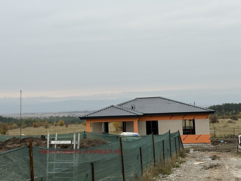 Til salgs  Hus Sofia , Bankja , 115 kvm | 84477003 - bilde [2]