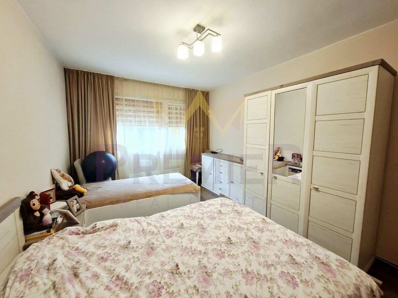 Продава 3-СТАЕН, гр. Варна, Цветен квартал, снимка 4 - Апартаменти - 54363396