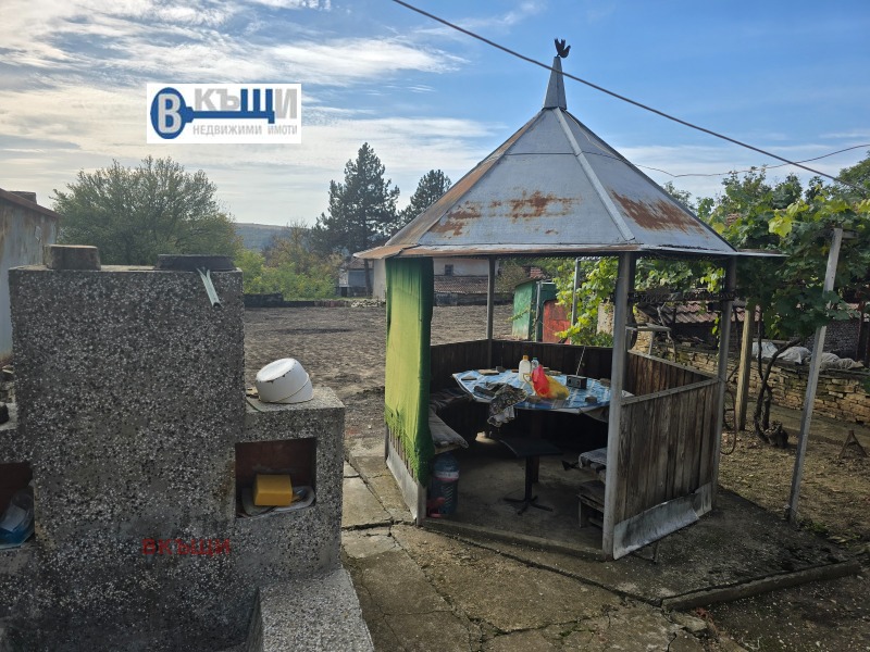 Продава КЪЩА, с. Горна Липница, област Велико Търново, снимка 15 - Къщи - 52164533