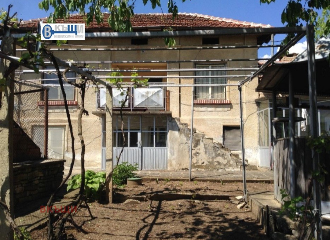 Продава КЪЩА, с. Горна Липница, област Велико Търново, снимка 2 - Къщи - 52164533