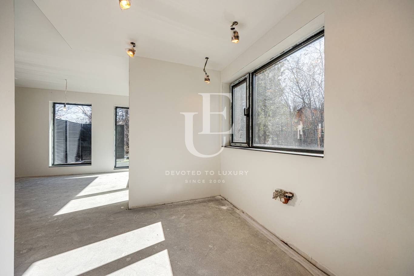 Продава КЪЩА, гр. София, Симеоново, снимка 10 - Къщи - 53679732