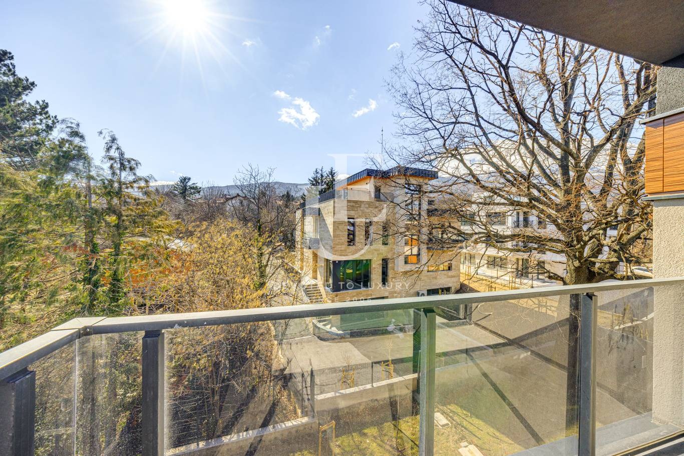 Продава КЪЩА, гр. София, Симеоново, снимка 2 - Къщи - 53679732