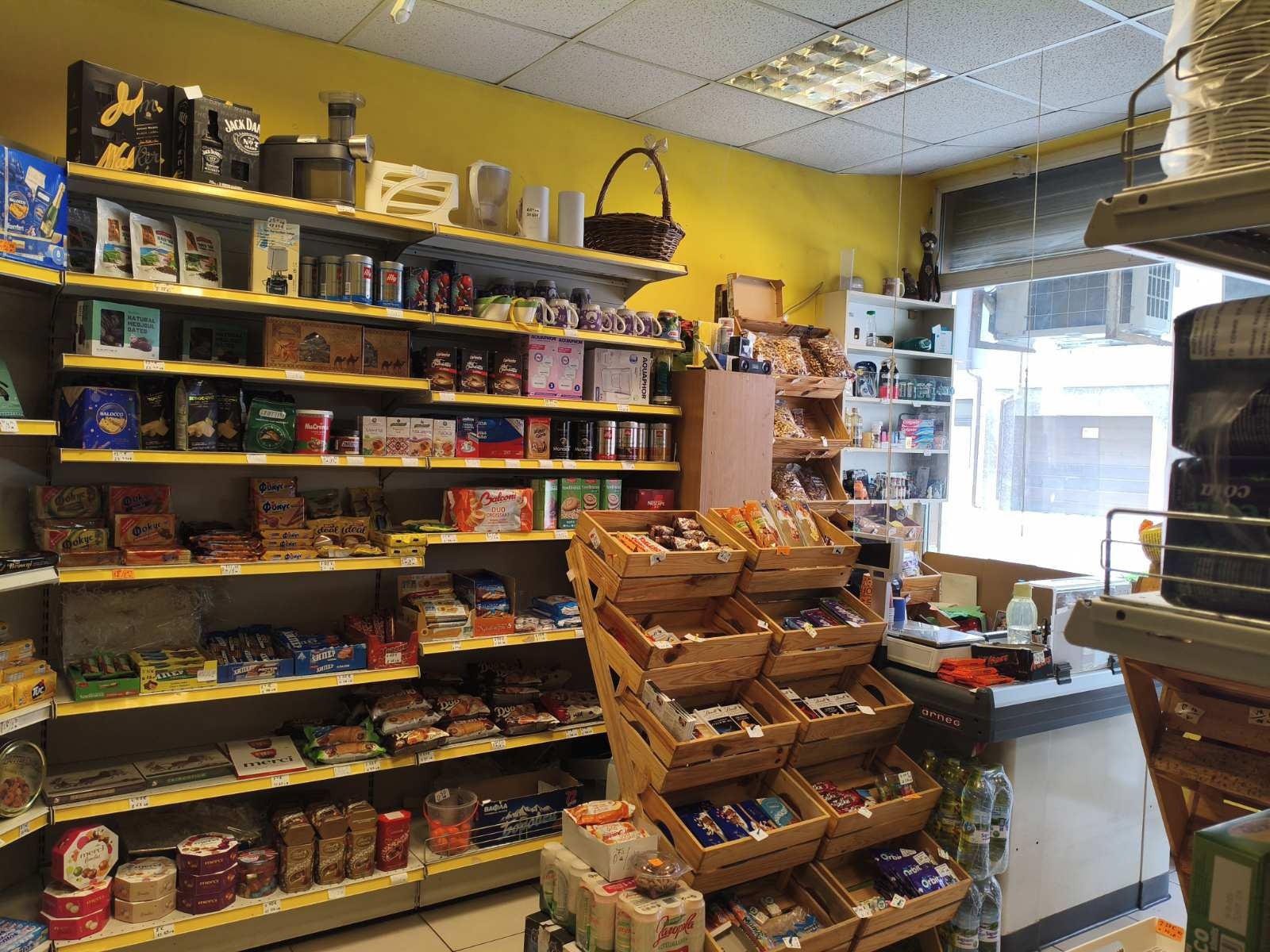 Продава МАГАЗИН, гр. София, Лозенец, снимка 2 - Магазини - 54201054