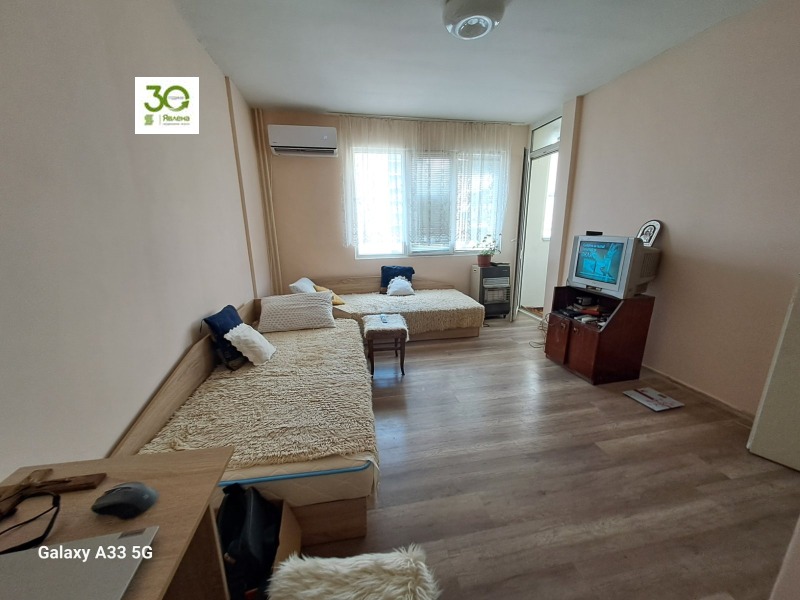 Продава 2-СТАЕН в град Варна, Владислав Варненчик 2 - 41 кв.м / 81 900 € » 160 182.48 лв., ЯВЛЕНА - ОФИС ВАРНА