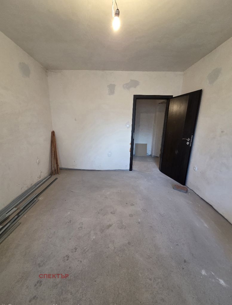 Продава 2-СТАЕН, гр. Перник, Изток, снимка 3 - Апартаменти - 53365387