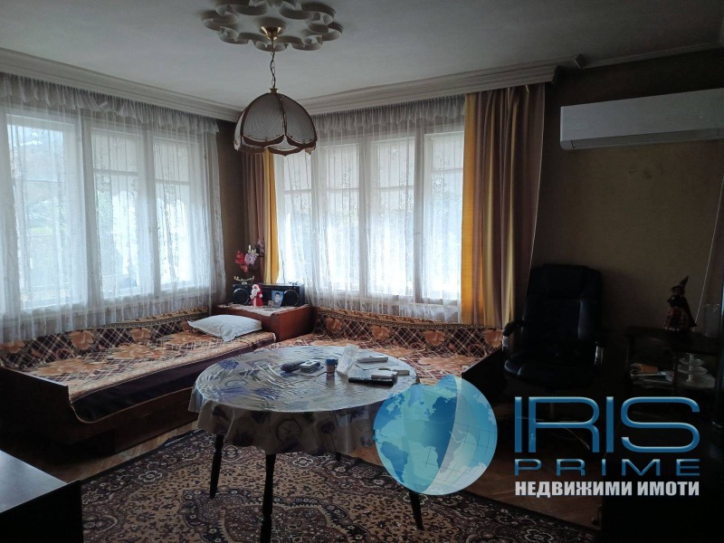 Продава МНОГОСТАЕН, гр. Шумен, Куршун чешма, снимка 8 - Апартаменти - 52534735