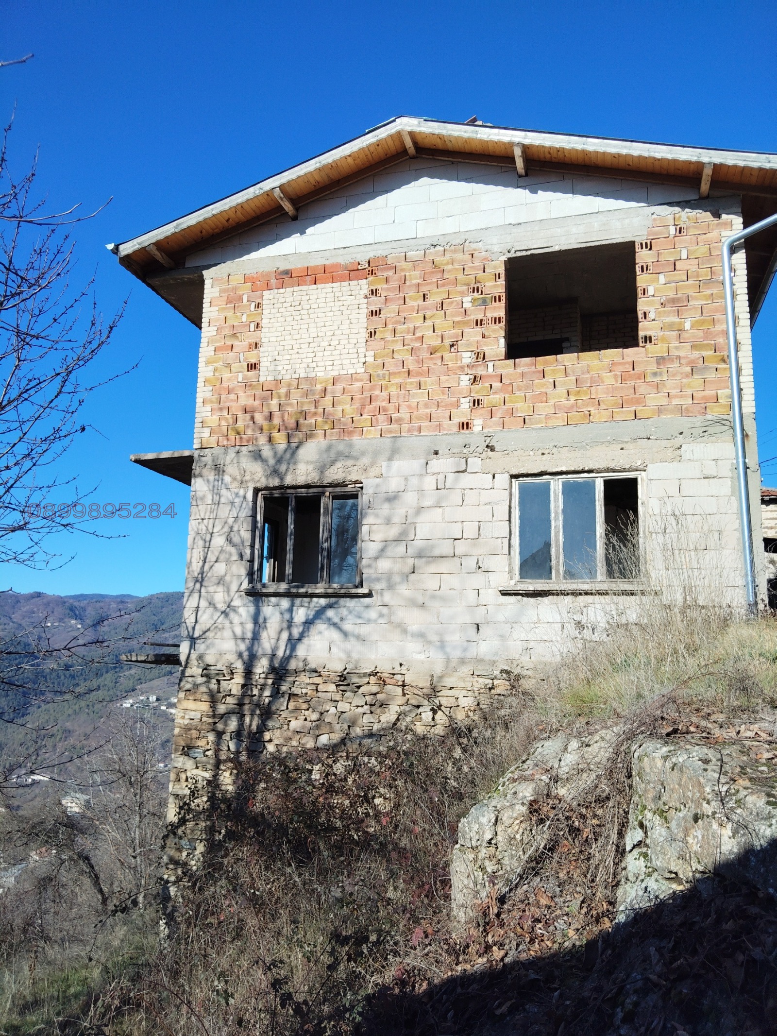 Продава КЪЩА, с. Вехтино, област Смолян, снимка 3 - Къщи - 54451321
