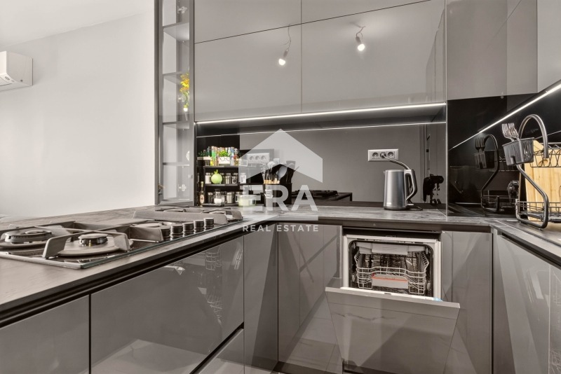 Продава 3-СТАЕН, гр. Варна, Възраждане 1, снимка 5 - Апартаменти - 56458130