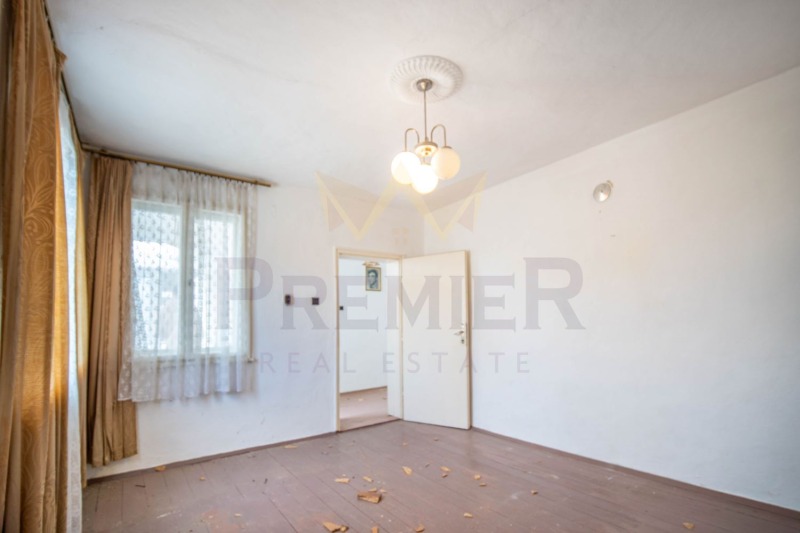 Продава КЪЩА, гр. Балчик, област Добрич, снимка 14 - Къщи - 52732084