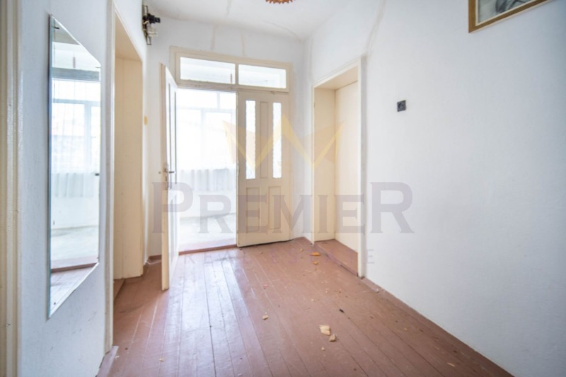 Продава КЪЩА, гр. Балчик, област Добрич, снимка 3 - Къщи - 52732084