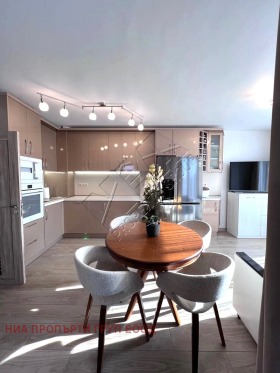 2 bedroom Vazrazhdane, Burgas