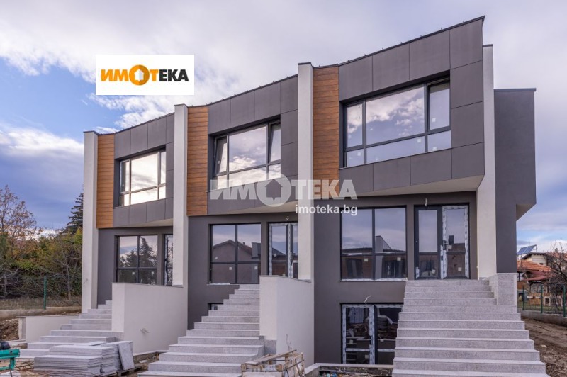 Na prodej  3+ ložnice Varna , m-t Dolna Traka , 253 m2 | 46666850