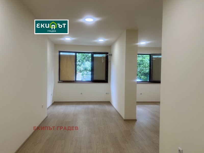 À vendre  Bureau Varna , Briz , 65 m² | 92444882