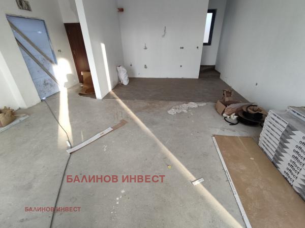 Продава КЪЩА, гр. Варна, м-т Долна Трака, снимка 6 - Къщи - 48459713