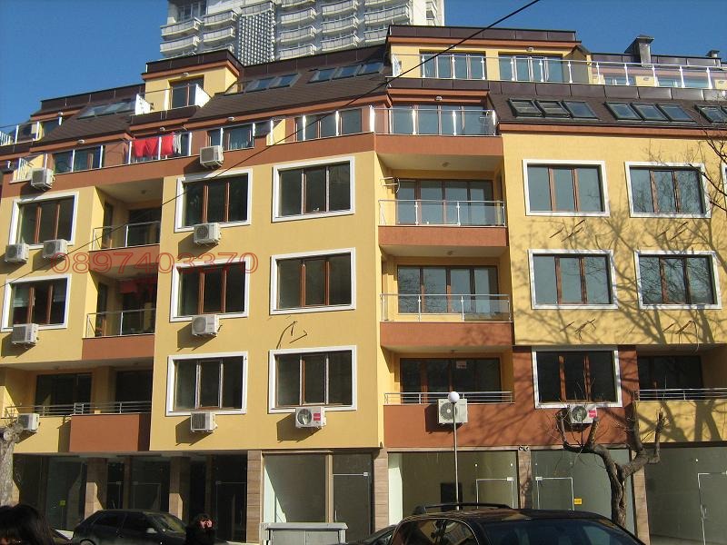 Продава ГАРАЖ, ПАРКОМЯСТО, гр. Варна, Гръцка махала, снимка 2 - Гаражи и паркоместа - 55703865
