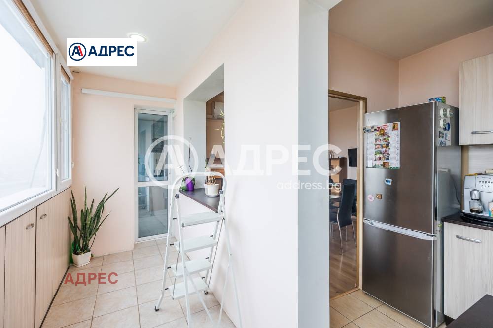 Продава 3-СТАЕН, гр. Варна, Лятно кино Тракия, снимка 2 - Апартаменти - 52300435