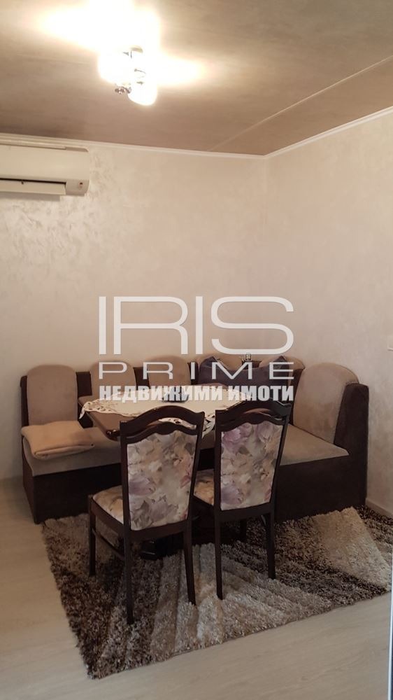 Продава МНОГОСТАЕН, гр. Шумен, 5-ти полк, снимка 3 - Апартаменти - 55693329