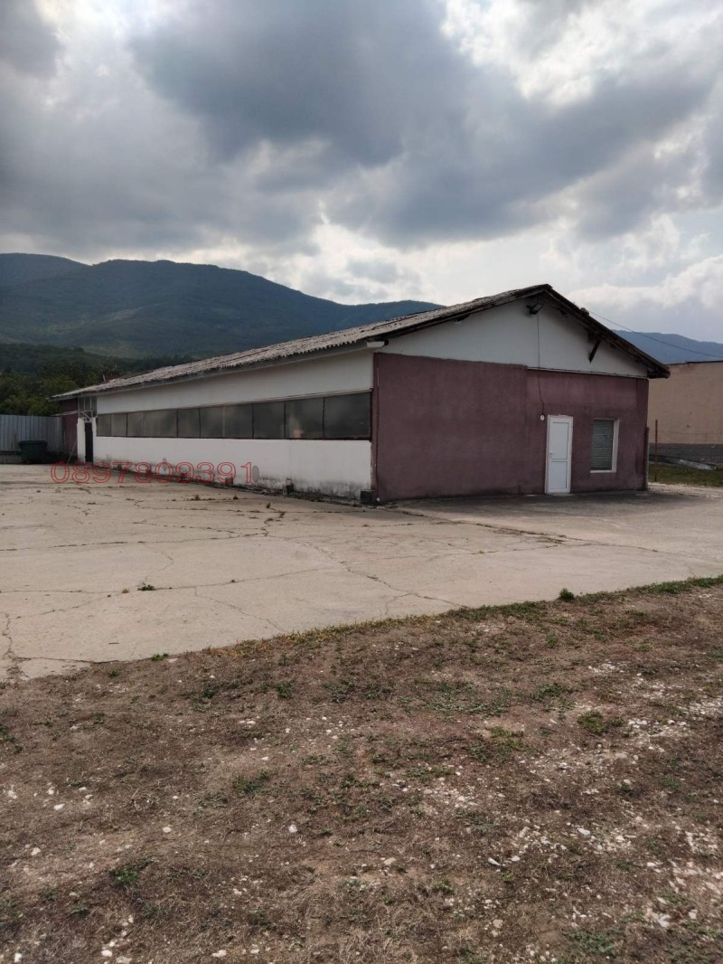 Til salgs  Oppbevaring region Plovdiv , Sjerven , 2900 kvm | 40110253 - bilde [3]
