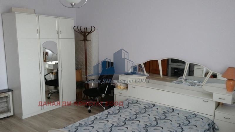 Продава ПРОМ. ПОМЕЩЕНИЕ, гр. Каспичан, област Шумен, снимка 3 - Производствени сгради - 53536841