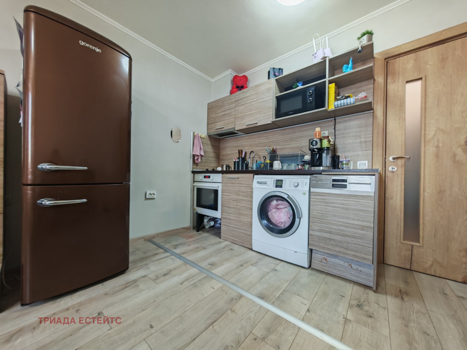 Продава 2-СТАЕН, гр. Бургас, област Бургас, снимка 2 - Апартаменти - 54213099