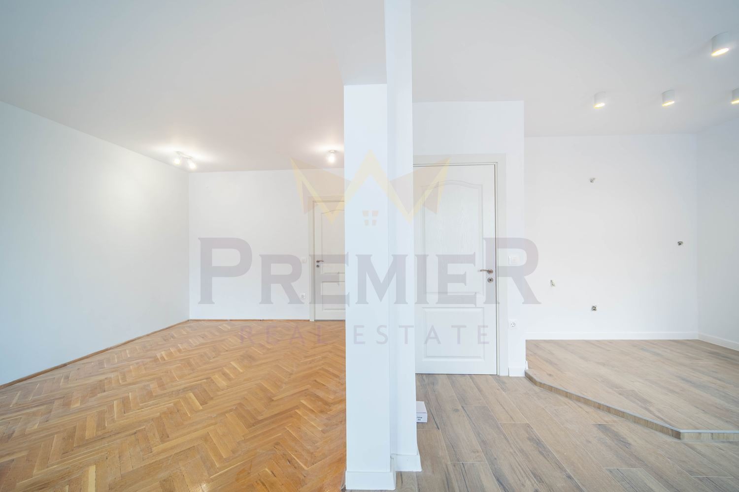 Продава 3-СТАЕН, гр. Варна, Лятно кино Тракия, снимка 4 - Апартаменти - 54699355