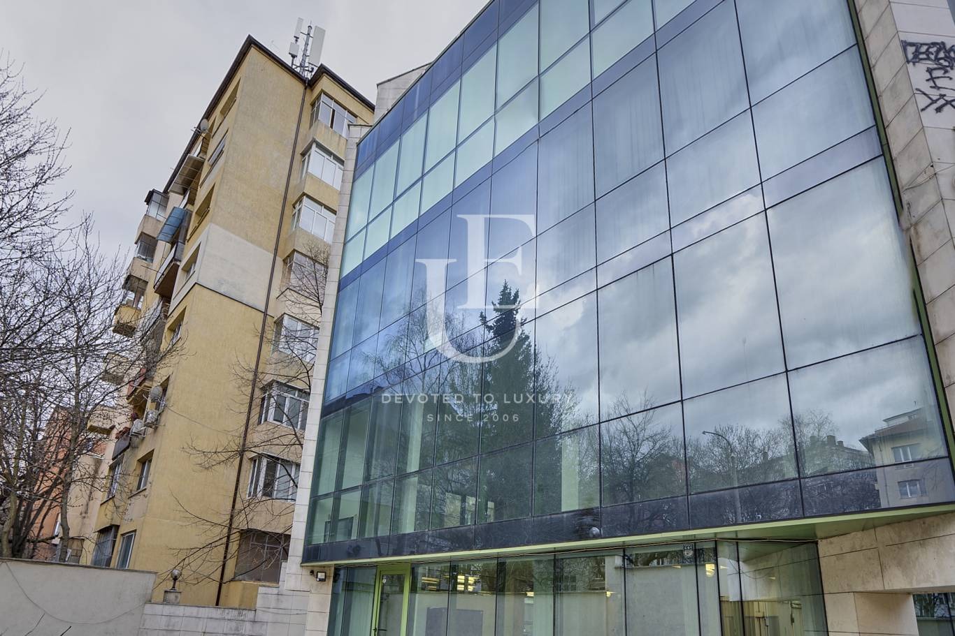 Продава ОФИС, гр. София, Редута, снимка 2 - Офиси - 39999253