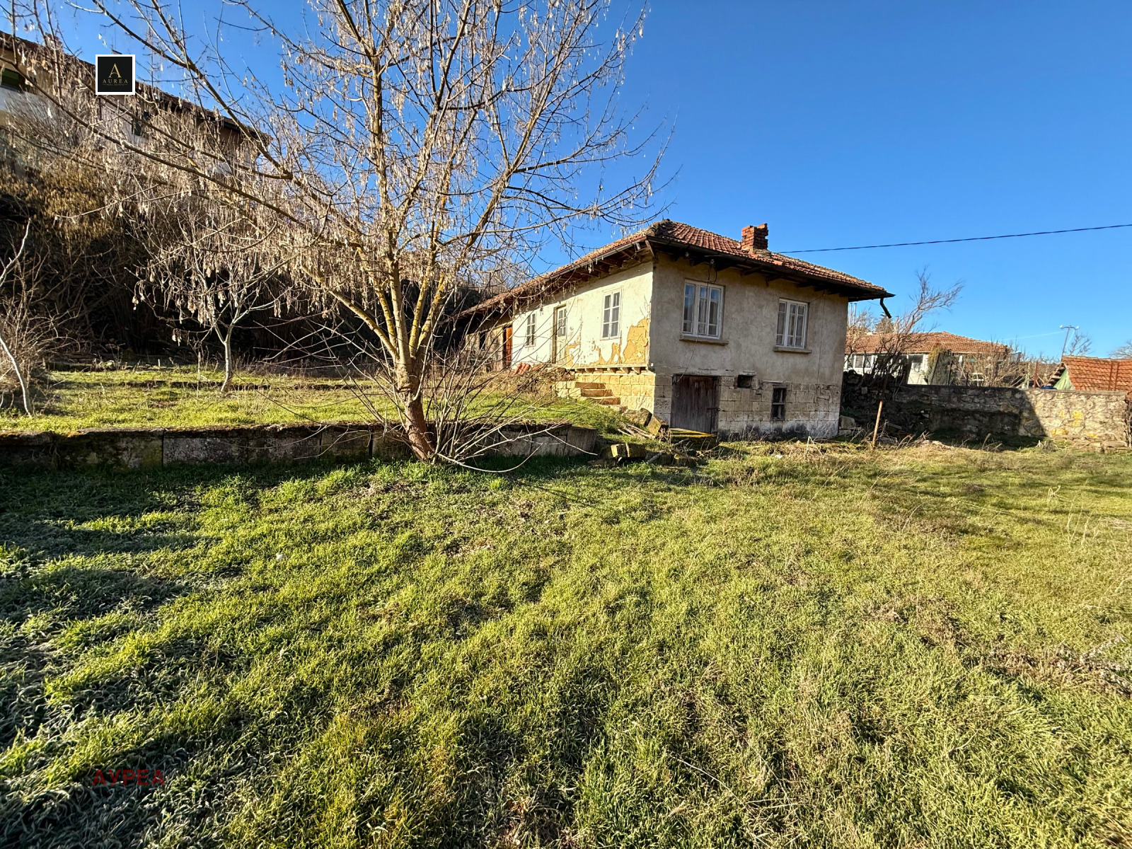 Продава КЪЩА, с. Божичен, област Русе