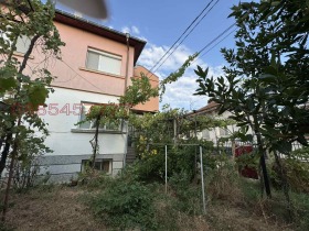 Продава Етаж от къща