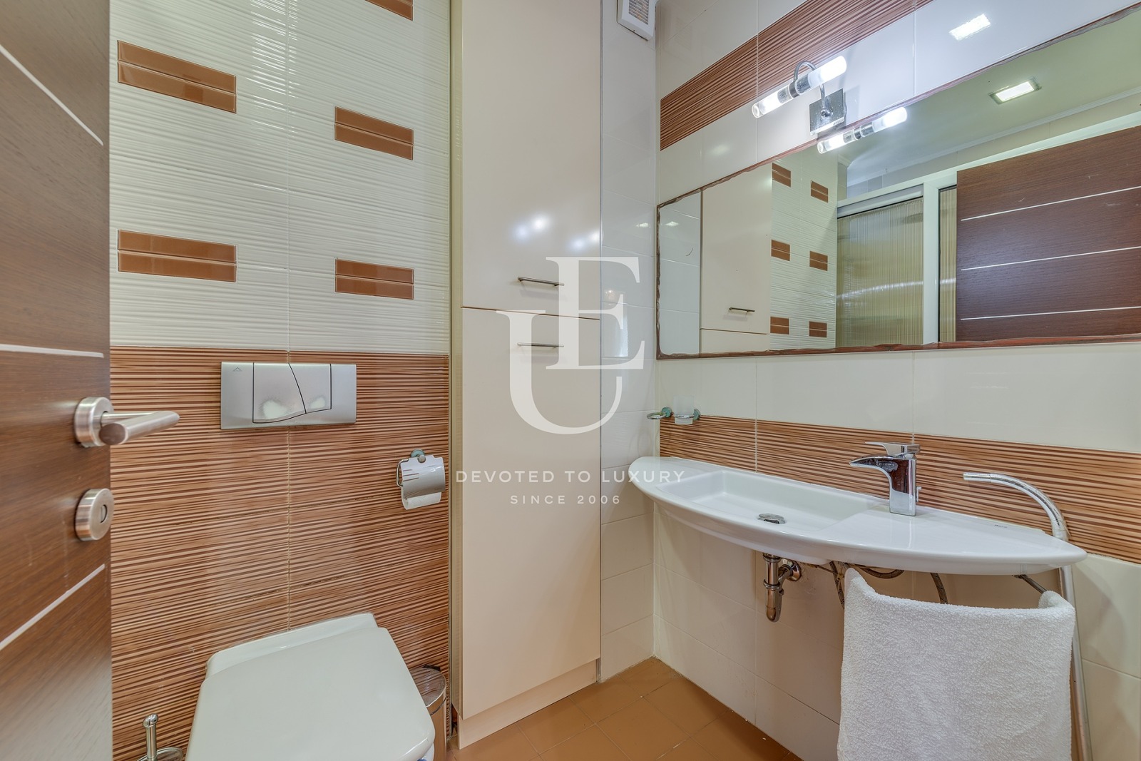 Продава 3-СТАЕН, гр. София, Център, снимка 5 - Апартаменти - 55823263