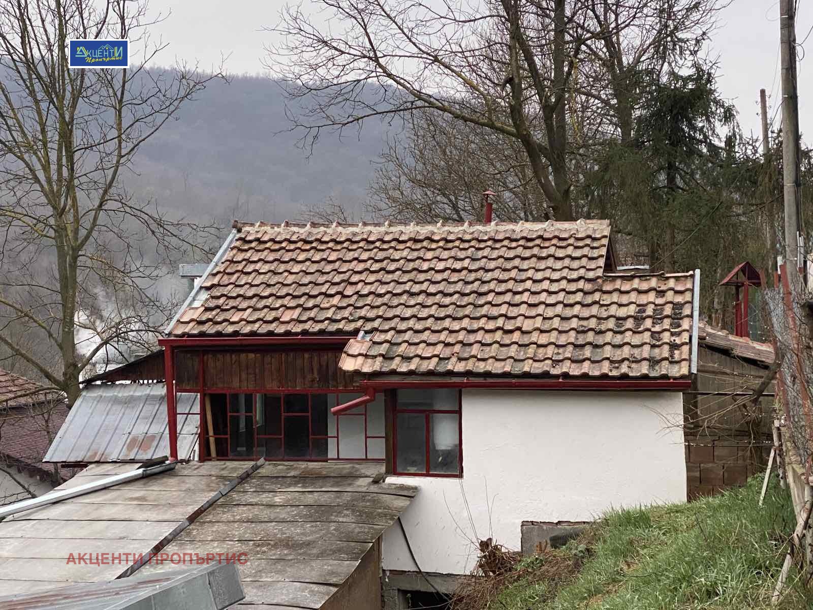 Продава КЪЩА, с. Малки чифлик, област Велико Търново, снимка 14 - Къщи - 55427841