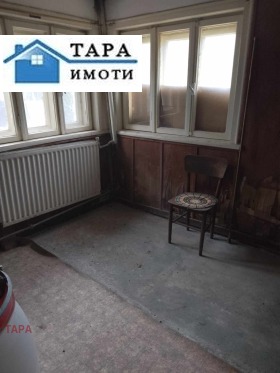   | Imot.bg    11