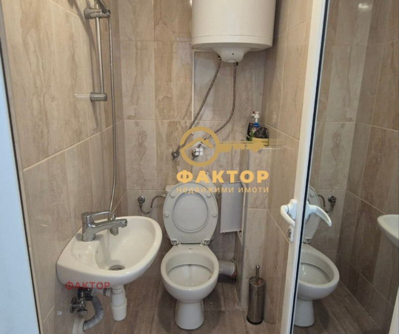 Продава  1-стаен град Пловдив , Съдийски , 30 кв.м | 64860667 - изображение [4]