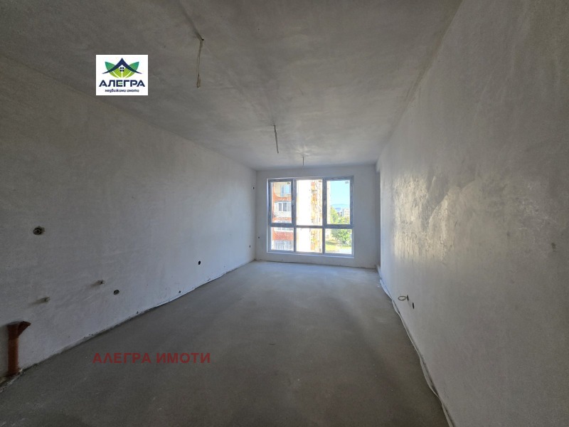Satılık  1 yatak odası Pazardjik , Ustrem , 61 metrekare | 54606440 - görüntü [2]