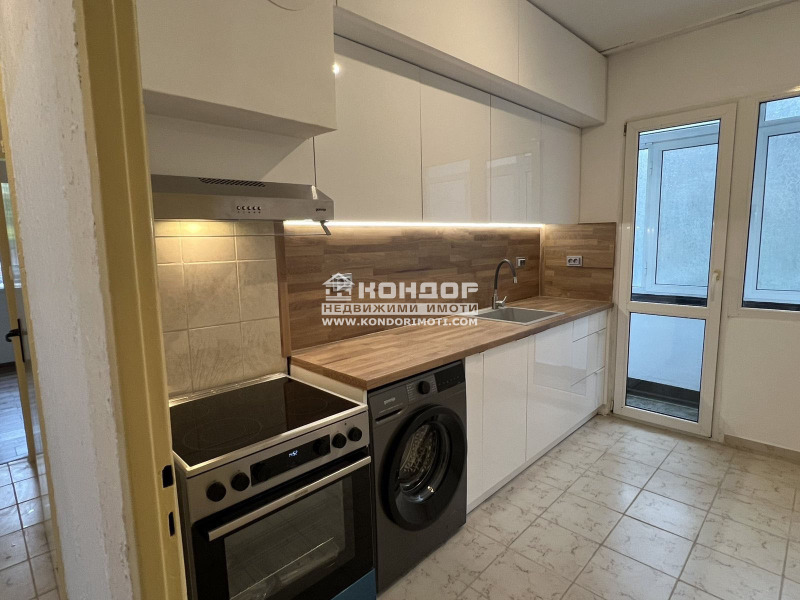 Продава 3-СТАЕН, град Пловдив, Въстанически • 172990 € / 338339.03 лв. • 27039088 1